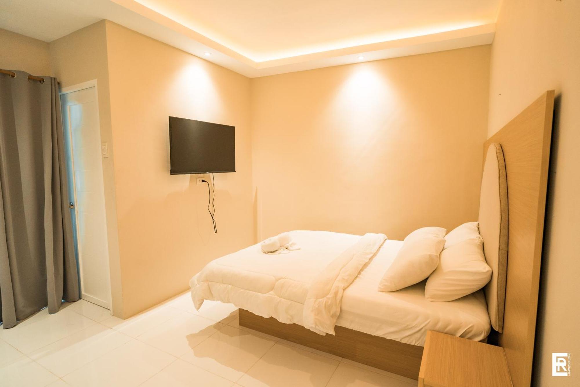 Bernese Resort Hotel Powered By Cocotel Ligao Oda fotoğraf